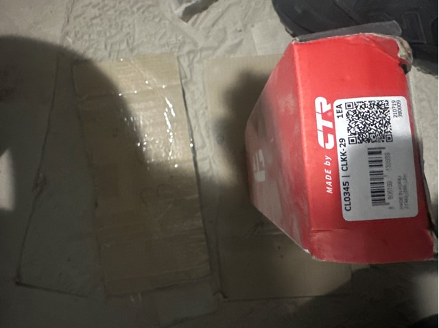 Яйця на стабілізаторі передні CL0345 CTR