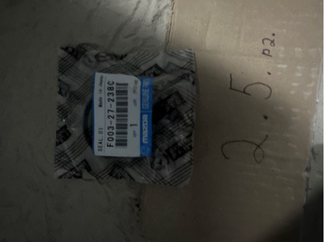 Сальник півосі F00327238C MAZDA