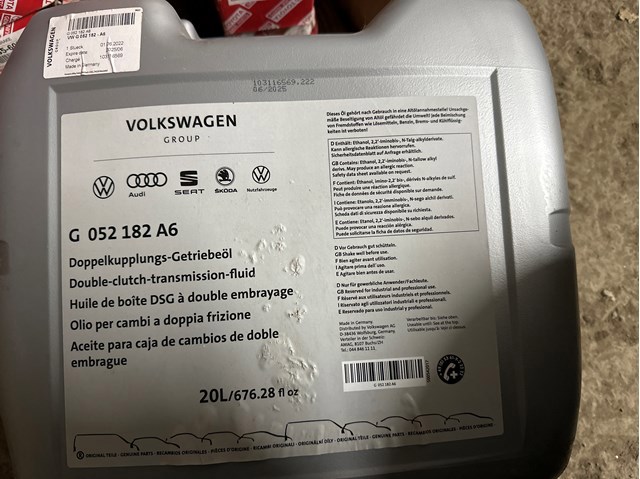 Масло кпп G052182A6 VAG