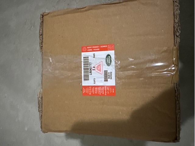 Компресор пневмоподвески LR041777 LAND ROVER