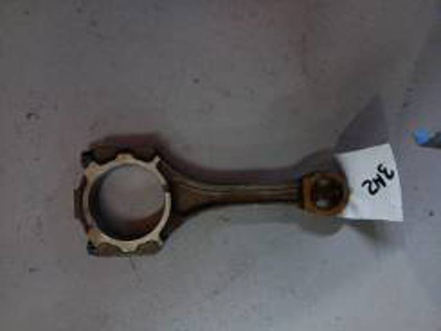 Шатун двигуна 1320129165 TOYOTA