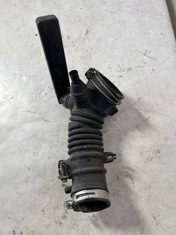 Дросельний патрубок 1788128250 TOYOTA