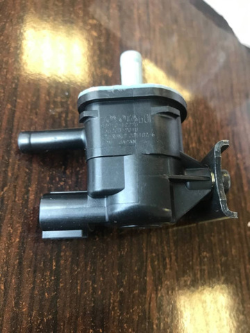 Клапан соленоїд регулювання заслонки EGR 2586028160 TOYOTA