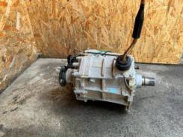 Коробка роздавальна 361006D170 TOYOTA