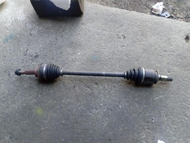 Привід задній 4234048030 TOYOTA