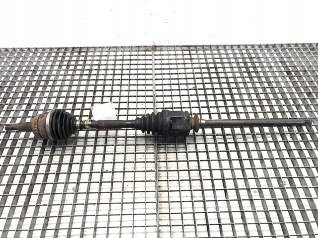 Піввісь передня, права 434100E011 TOYOTA