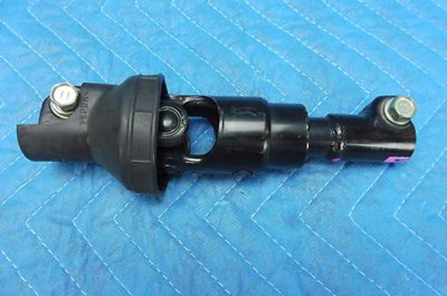 Карданчик вала рульової колонки, нижній 4520650050 TOYOTA