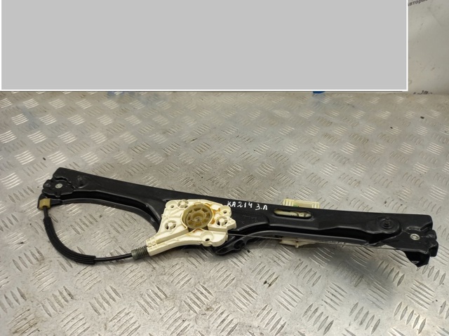 Склопідйомник задніх правих дверей 51357166382 BMW