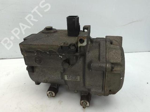 Компресор системи кондиціювання 8837048021 TOYOTA