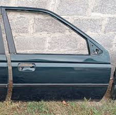 Пасажирські передні двері 9004G6 PEUGEOT