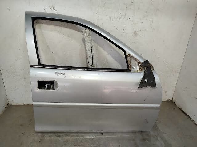 Пасажирські передні двері 9153650 OPEL