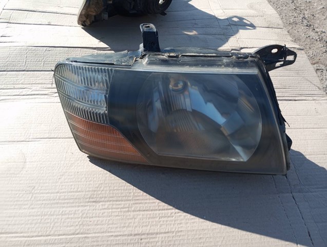 Фара правая MR558824 MITSUBISHI