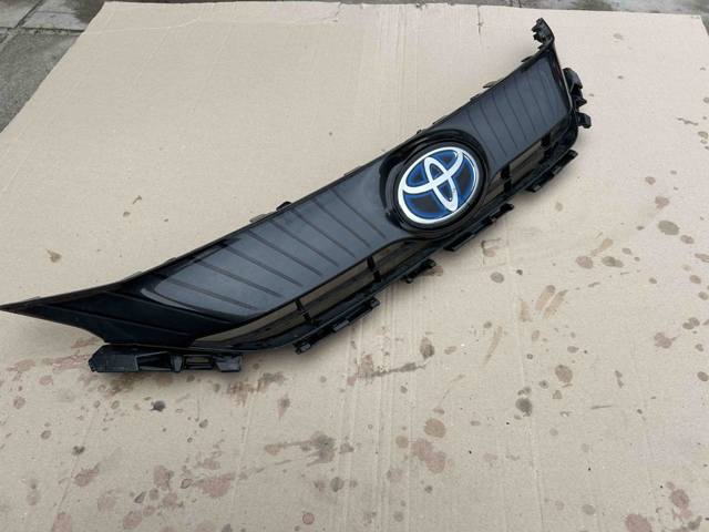Облицювання радіатора 5310148B61 TOYOTA