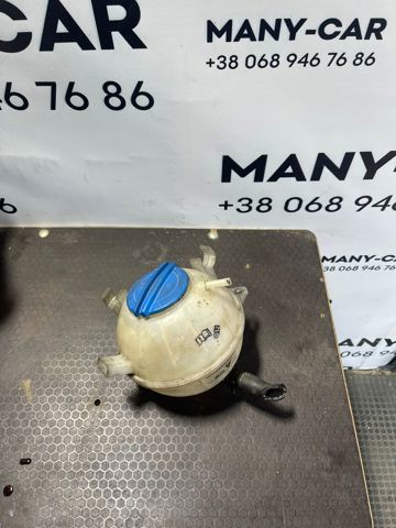Бачок для води 1K0121407A VAG
