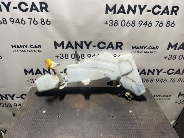 Бачок омивача лобового скла 28910EB520 NISSAN