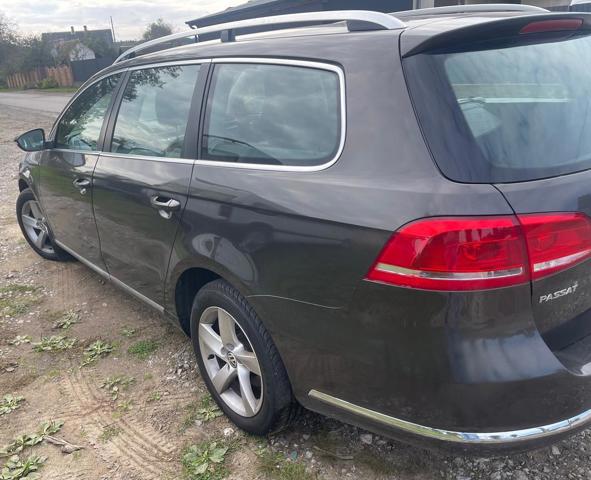 Дверка передня права 3AA831056 VAG
