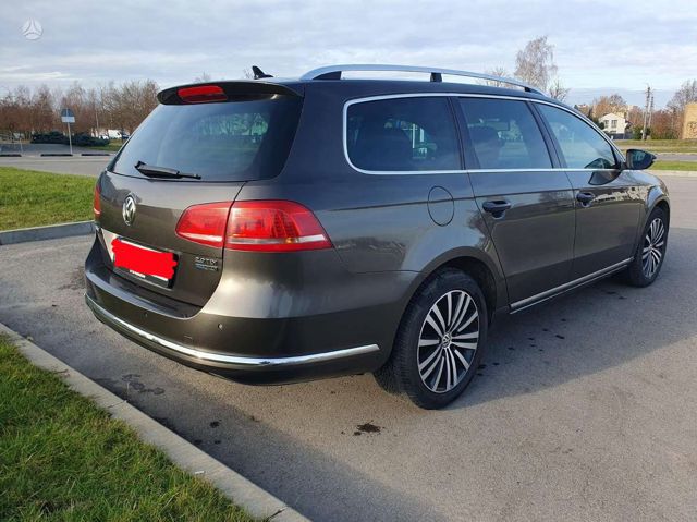 Двері задні, праві 3AF833056 VAG