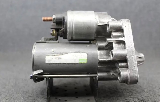 Стартер citroen berlingo partnet 2008-2018