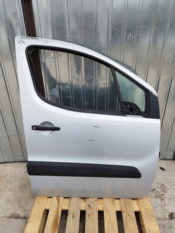 Двері передні праві Citroen berlingo Peugeot partner 2008-2018