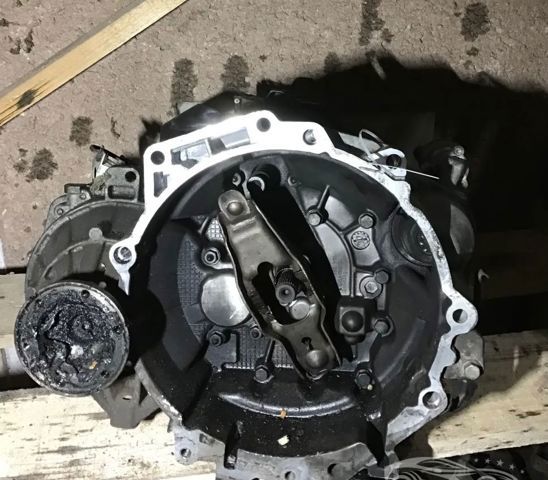 Коробка механіка в зборі KVT VAG