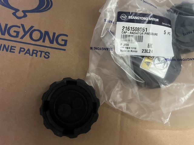 Кришка / пробка розширювального бачка SsangYong Actyon