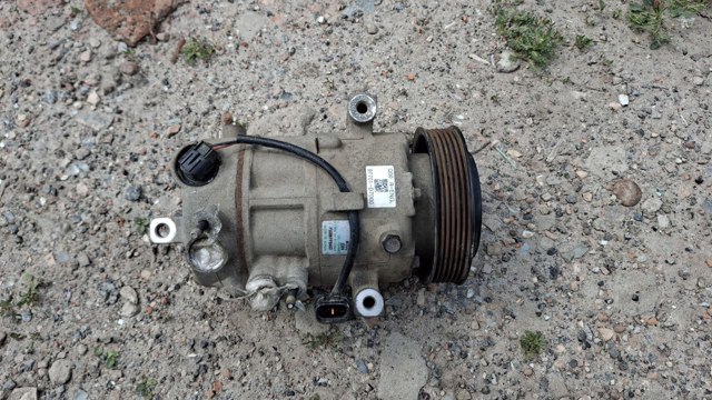 Компресор кондиціонера 97701D7000 HYUNDAI