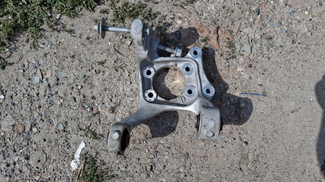 Цапфа поворотного кулака E1GZ5B758B FORD