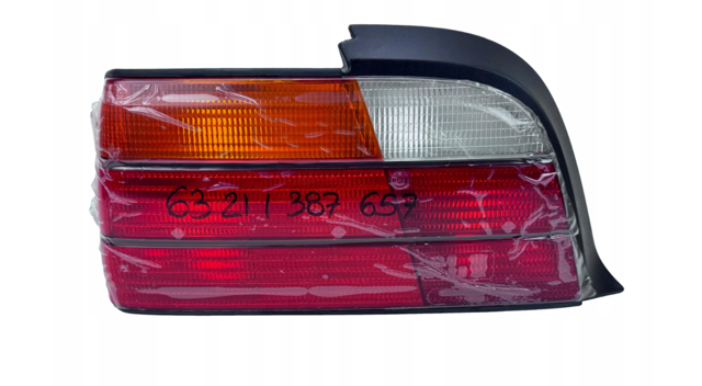 Задня ліва фара 63211387657 BMW