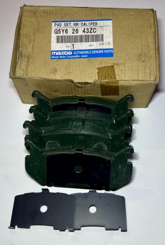 Тормозні колодки G5Y62643ZC MAZDA