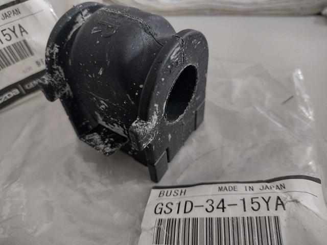 Опора стабілізатора GS1D3415YA MAZDA