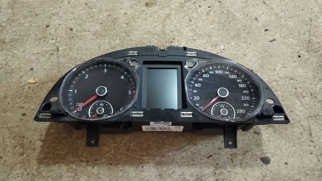 Щиток приладів 3C8920870A VAG