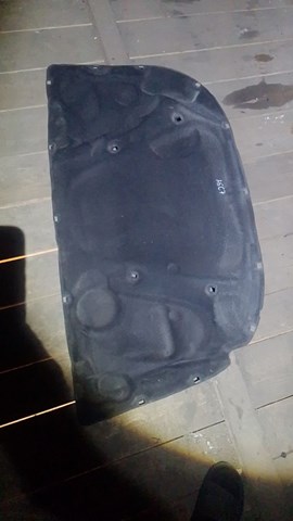 Обшивка капота 4G0863825 VAG