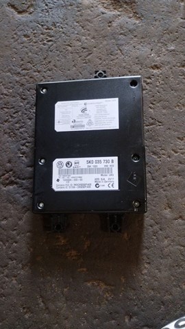 Блок керування мультимедійний 5K0035730B VAG