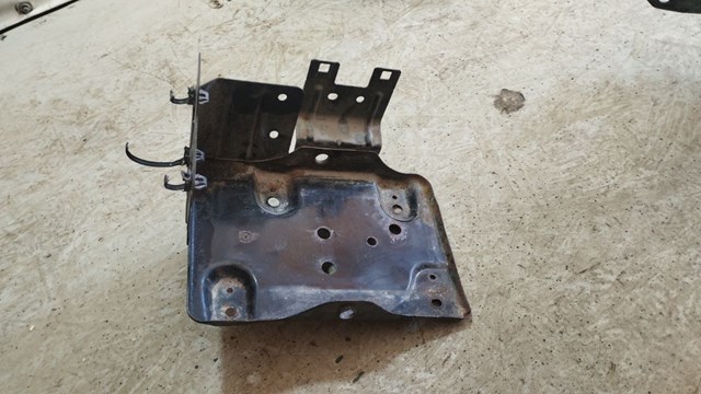 Кріплення / підставка акумулятора 648603NF0A NISSAN