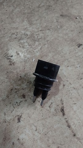 Датчик рівня бачка склоомивача 7M0919376 VAG
