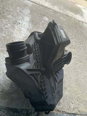 Коробка фільтра 8K0133837BJ VAG