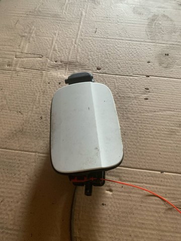 Горловина бензобака 8K0809999A VAG