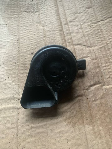 Клаксон 8T0951223 VAG