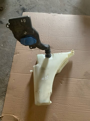 Горловина бачка омивача 8T1955463B VAG