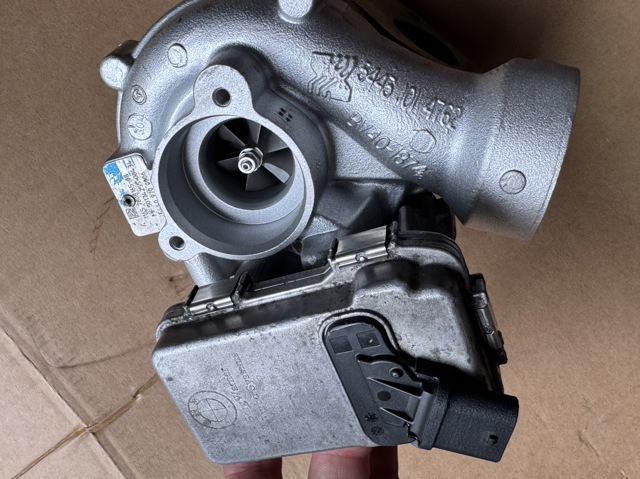 Турбокомпресор 7808165 BMW