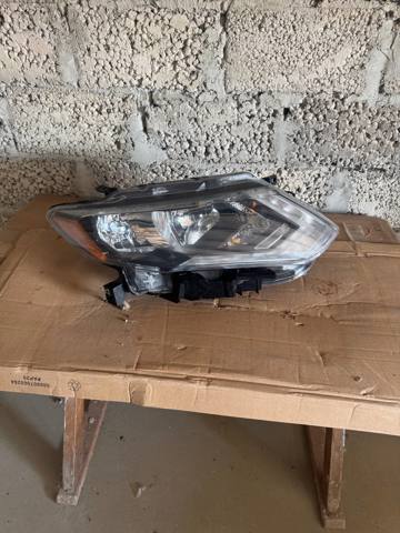 Фара комбінована, передня 260106FL0A NISSAN