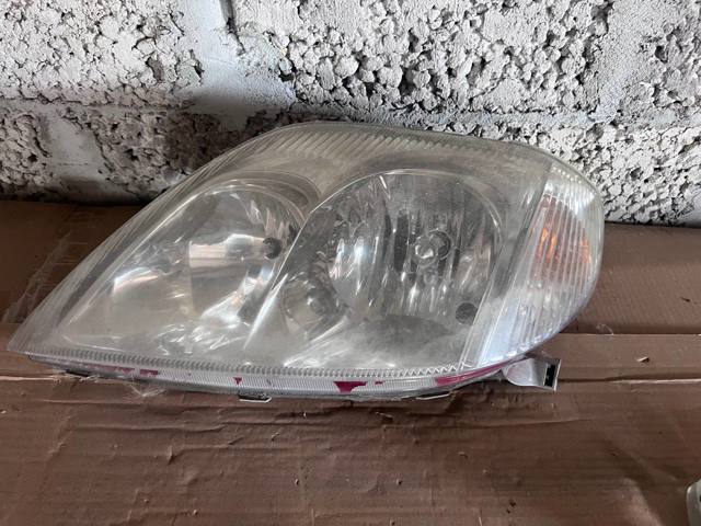 Оптика 811701E370 TOYOTA