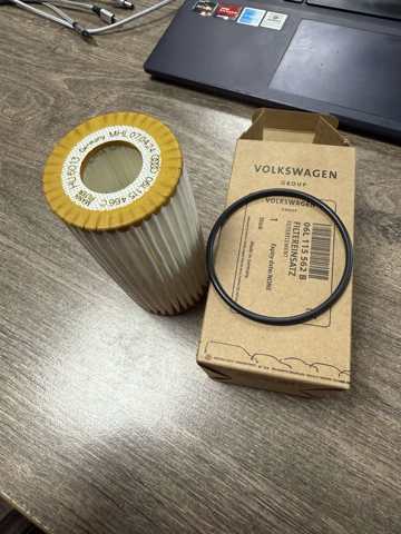 Фільтр масла 06L115562B VAG