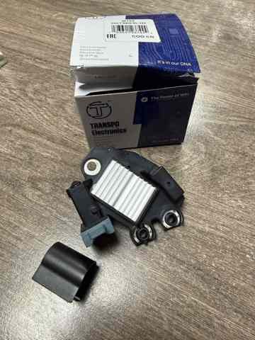 Реле регулятор генератора 12318510090 BMW
