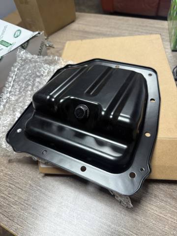 Піддон двигуна 215102B040 HYUNDAI