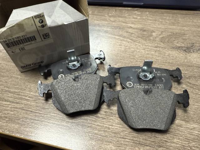 Колодки гальмові задні, дискові 34212180421 BMW