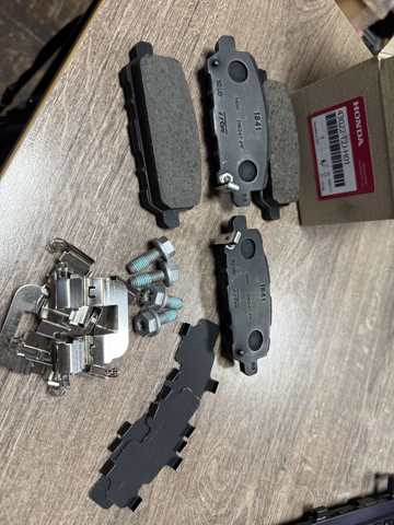 Задні гальмівні колодки 43022T2JH01 HONDA