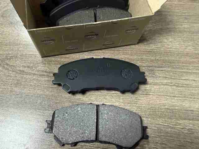 Тормозні колодки D10604BA0A NISSAN