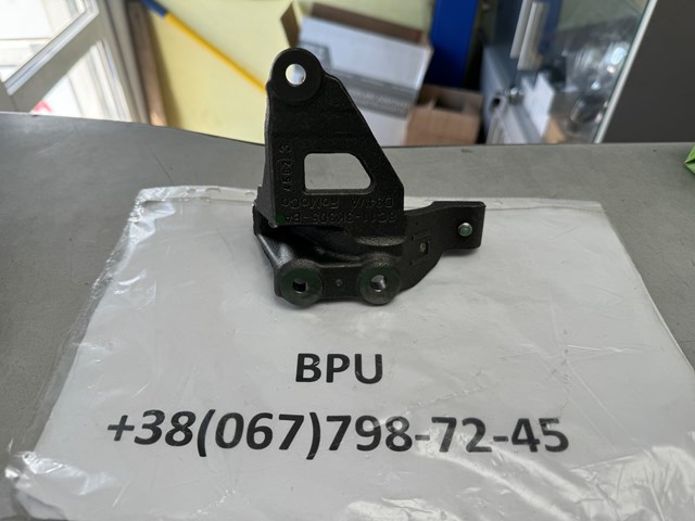 Опора підвісного підшипника передньої піввісі 8C113K305AB FORD