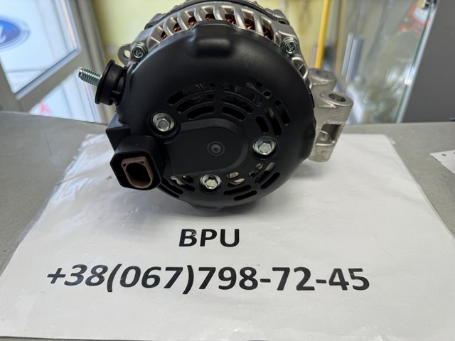 Авто генератор DAN1103 DENSO